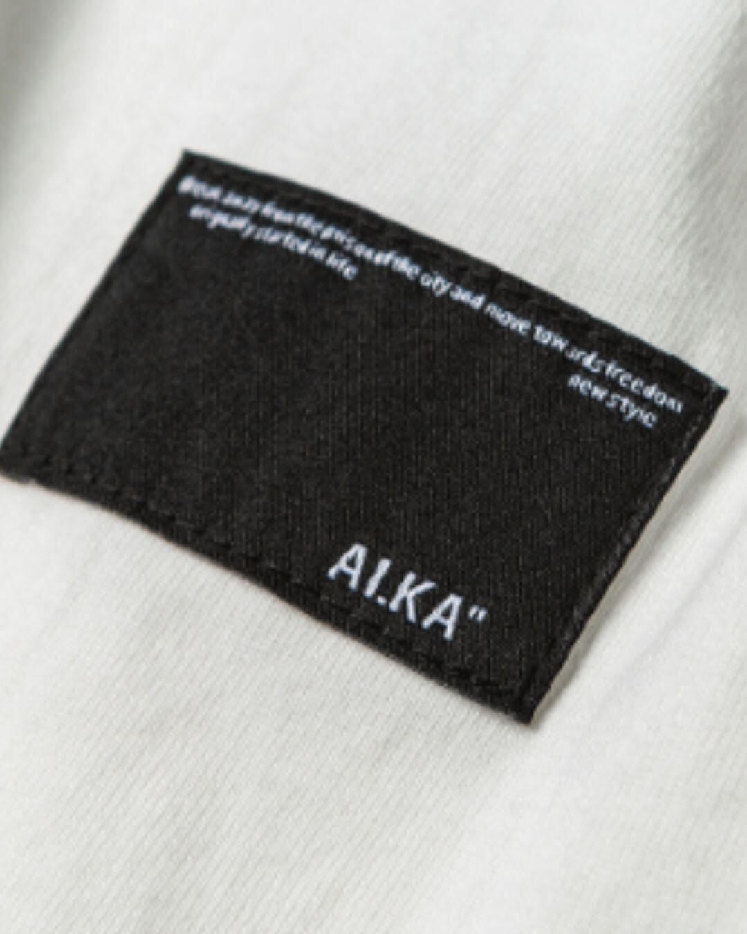 【URBANEST】【1着¥4290】【お得なSET商品】ステンシルロゴクルーネックグラフィックTシャツ 2color UN0088