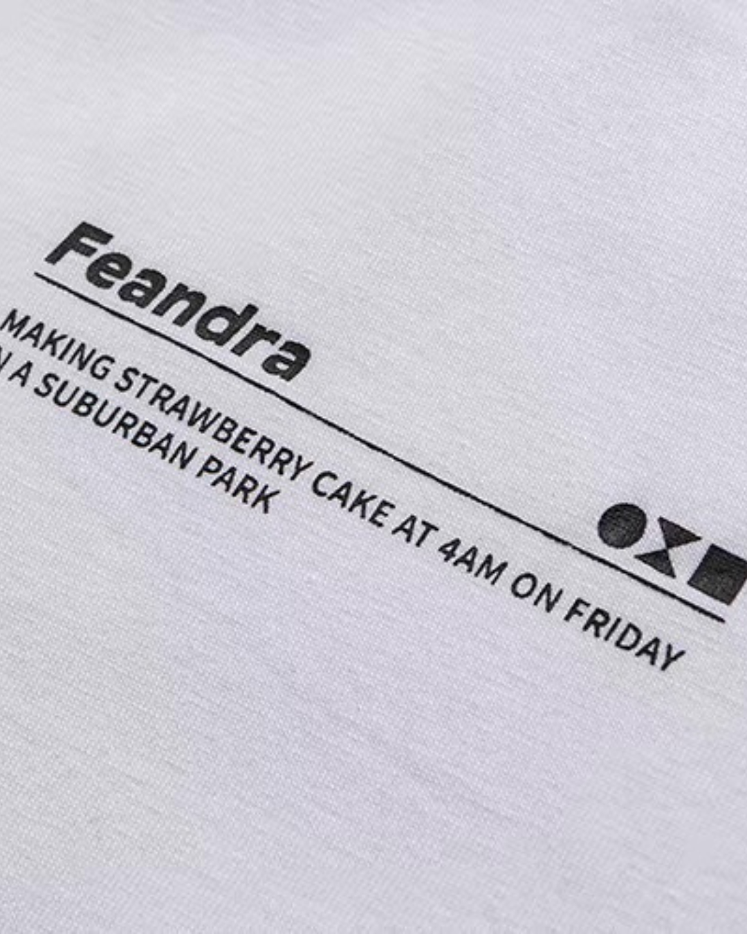 【URBANEST】ミニマルロゴステッチTシャツ 2color UN0021