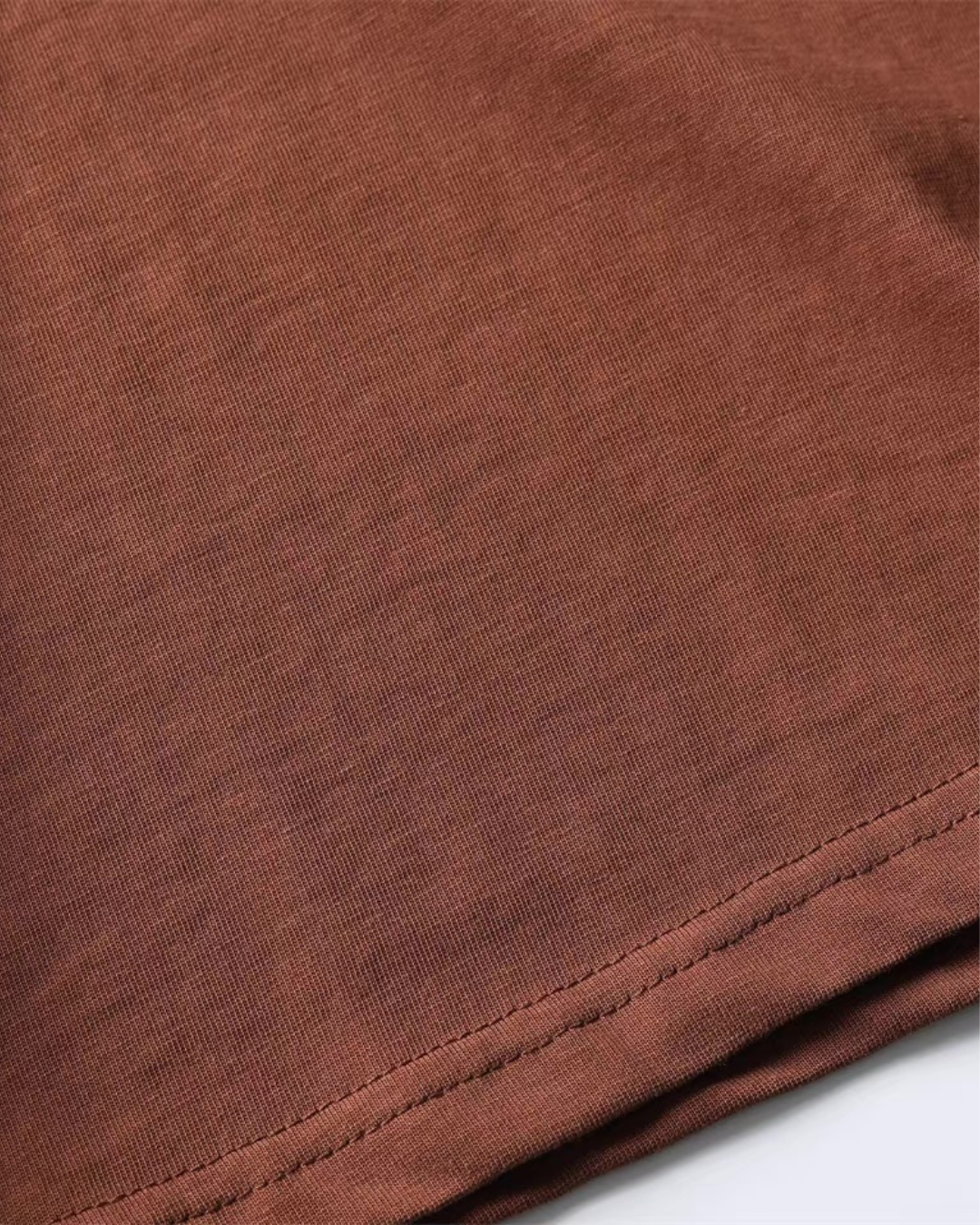 【URBANEST】レトロロゴプリントTシャツ UN0020