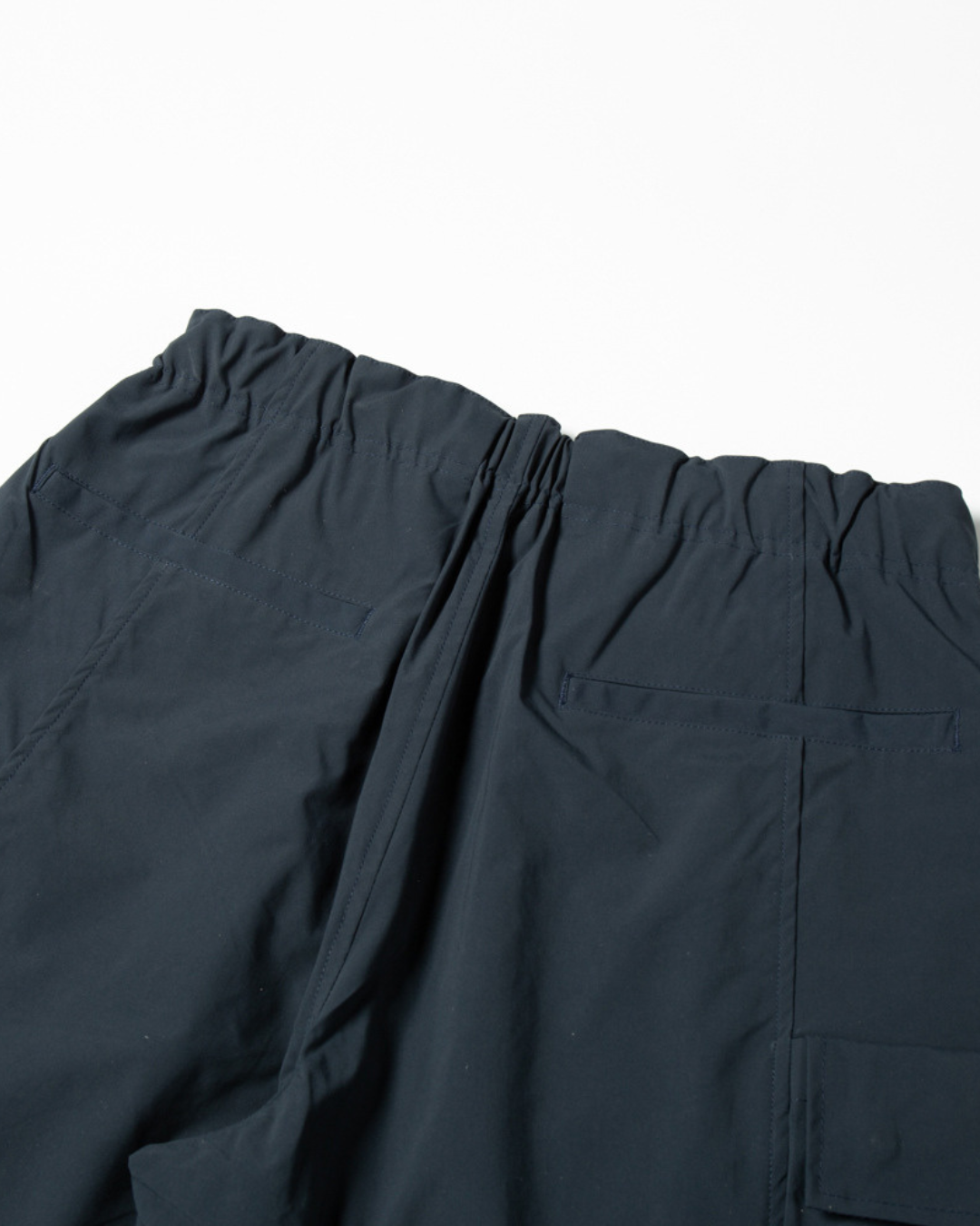 【URBANEST】マルチポケットテックカーゴパンツ 2color UN0107