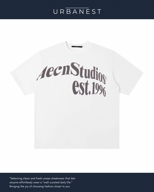 【URBANEST】ルーズフィットカーブロゴTシャツ UN0048