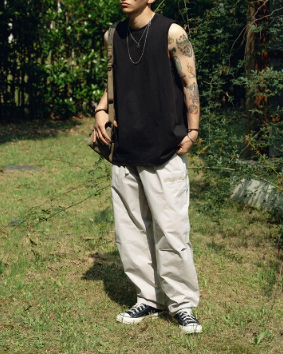 【URBANEST】ロングドローコードワイドパラシュートパンツ 2color UN0087