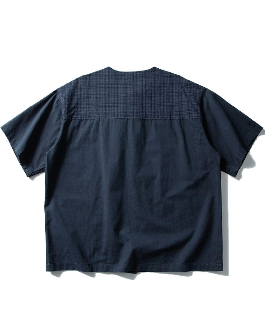 【URBANEST】チェック柄切り替えノーカラー半袖シャツ 2color UN0089
